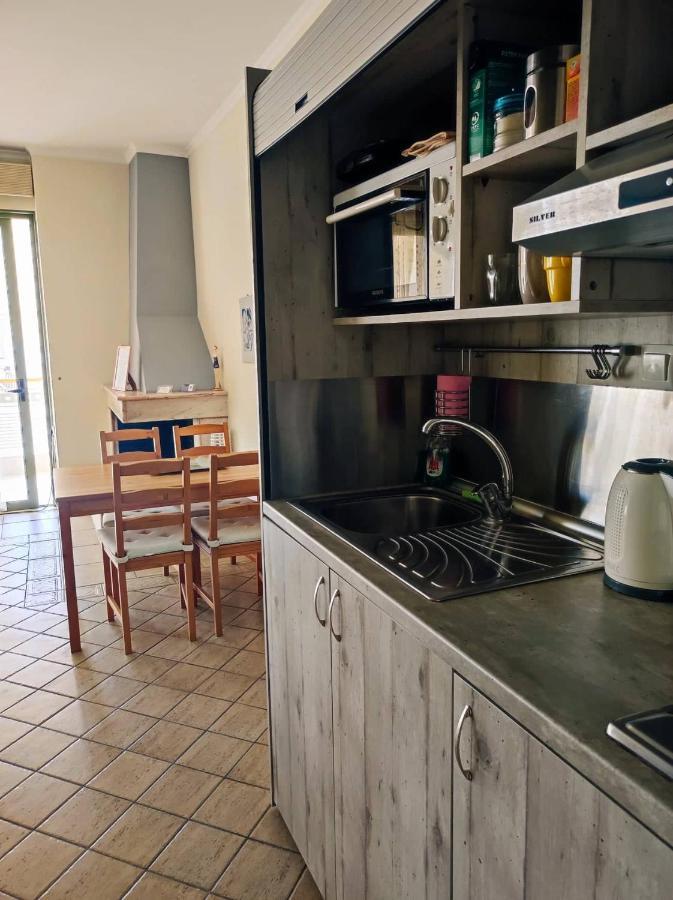 3Bd Apartment In The Center - Self Check In Patras Exterior foto