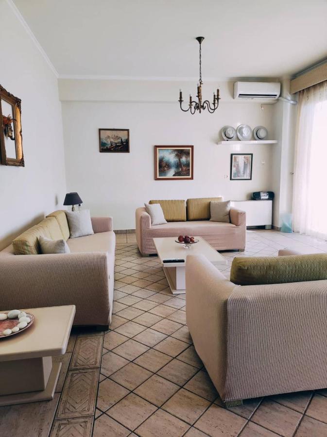 3Bd Apartment In The Center - Self Check In Patras Exterior foto