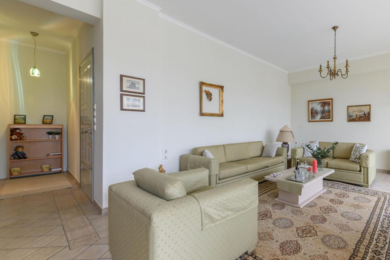 3Bd Apartment In The Center - Self Check In Patras Exterior foto