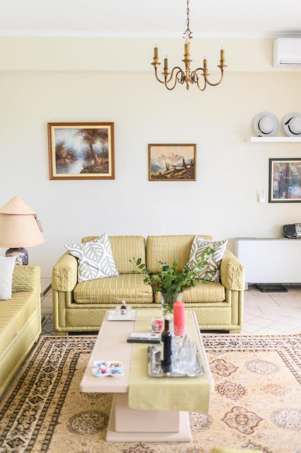 3Bd Apartment In The Center - Self Check In Patras Exterior foto